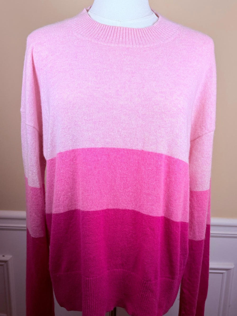💗 Elizabeth and James 100% Cashmere Pink Colorblock Sweater XS